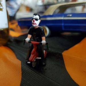 Meet your Posher, Carlos